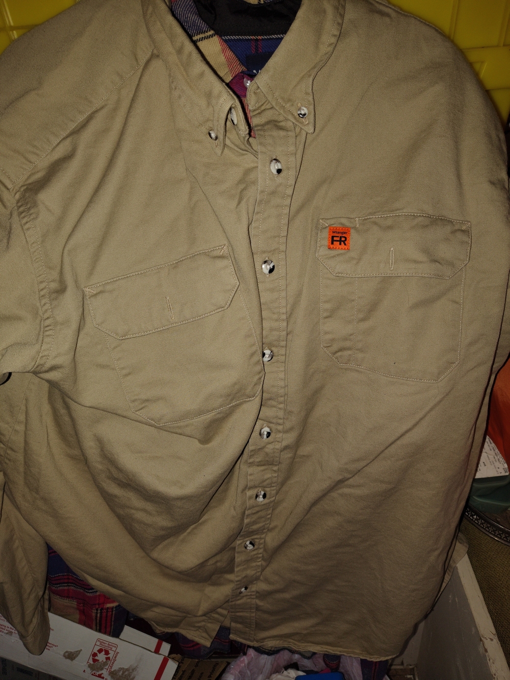 Wrangler Men's Khaki Long-Sleeve Button-Down Work Shirt